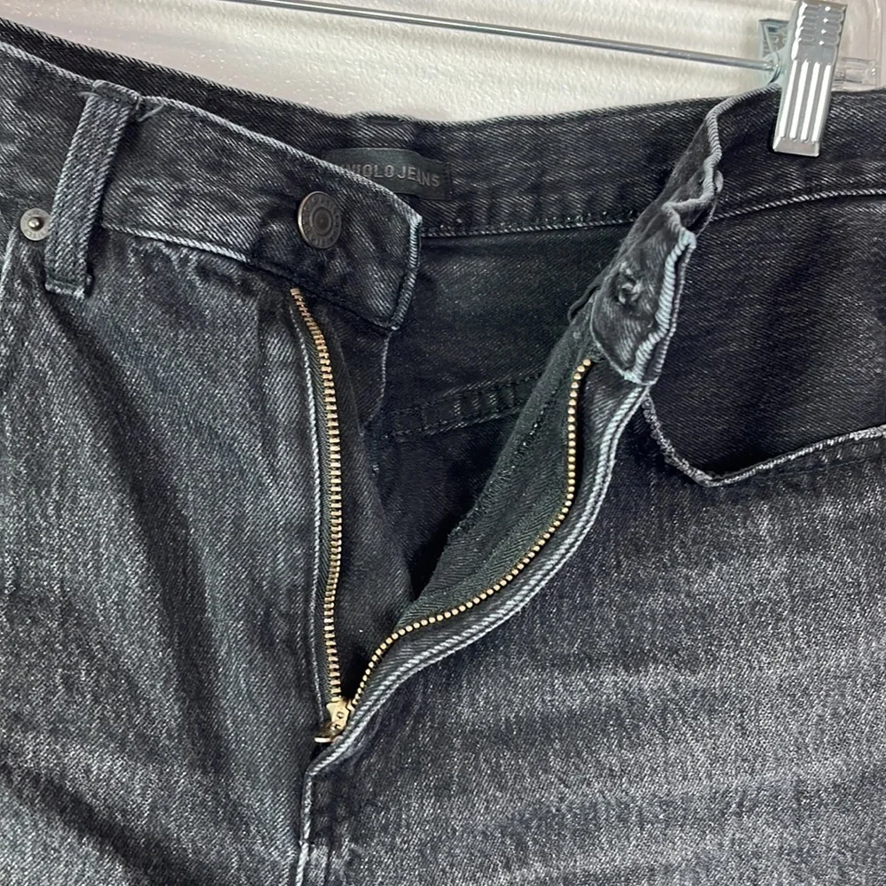 Uniqlo Jeans Shorts Women's Size 28 Washed Black Cut Off Frayed‎ Hem